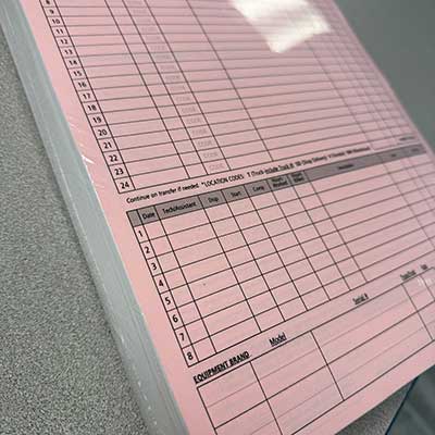Tri-color carbonless forms